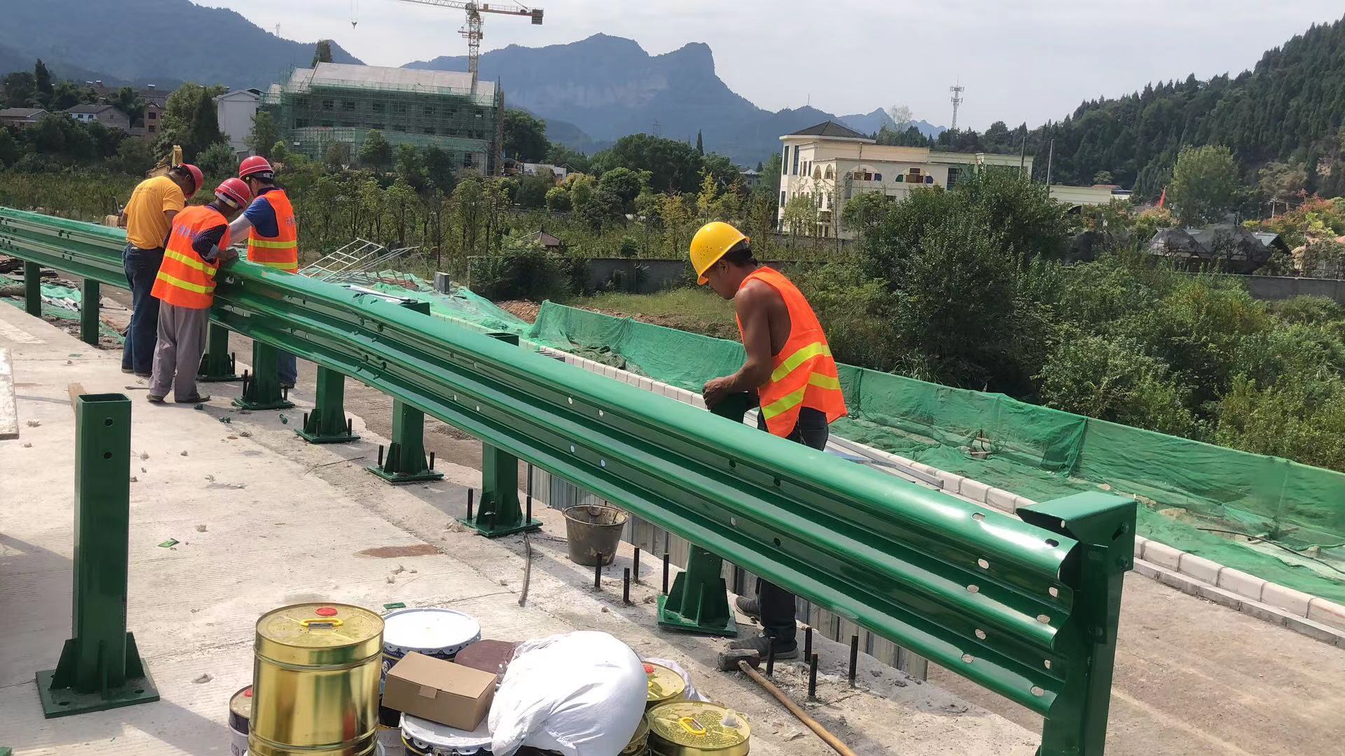 越城区波形护栏热镀锌波形护栏 - 推荐